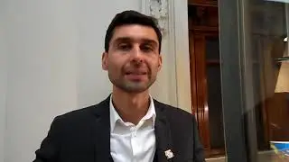 Entrevista al investigador Claudio Aguilera en Biblioteca Nacional