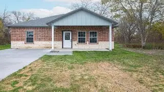 537 W Hopkins Street, Mexia, TX Presented by Tierny Jordan.