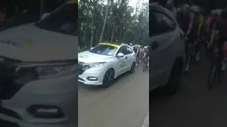 detik-detik tour d ijen lewat JLS Banyiwangi\