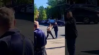 Драка на вокзале.
