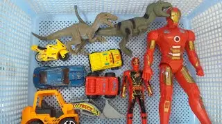 Hunting found jurassic world evolution 2,t rex,fire rescue truck#trex#firerescuetruck