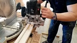 Врезка петли в дверную коробку ручным фрезером.
