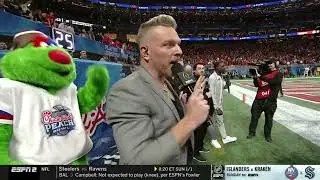 Pat McAfee makes one-handed catch WHILE CALLING THE GAME