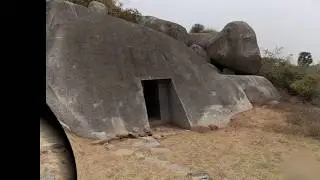 Nagarjuni Caves. (India)
