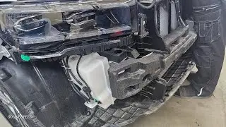 Установка датчика уровня жидкости в бачке омывателя Geely Monjaro