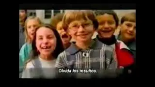Sunscreen Español (Everybody is free to wear sunscreen)  Subtitled in Spanish
