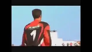 TORCEDOR DO FORTALEZA XINGANDO O GOLEIRO