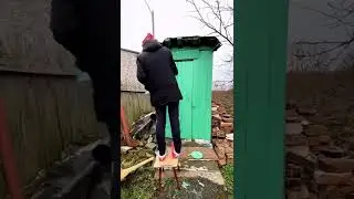 Вы сами просили показывать всё, это тоже очень важный момент , приведение в порядок туалетик 😂🙈!