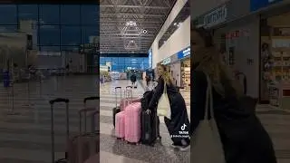 #ragazze #aeroporto