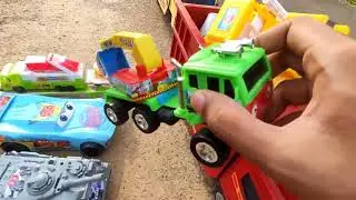 MOBIL MOBILAN DUMP TRUK