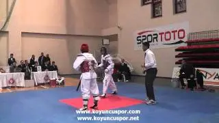63kg Semifinal Yasin Isitan vs Omer Faruk Simsek (Turkish Junior Taekwondo Championships 2012)
