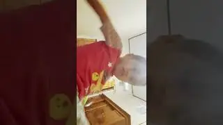 Dz