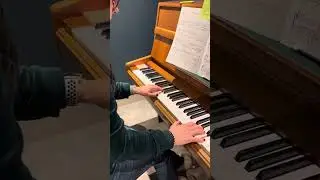 Minuet in G Grade3  first page page in slow tempo