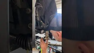 Quick Tip for pulling down on a lower control arm #carshop #howto