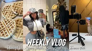 EGGNOG WAFFLES • EDITING BAD PICS • KWANZA TALK • OPENING XMAS GIFTS | Gina Jyneen VLOGS