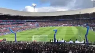 Hardstyle in the stadium in the Netherlands (Lose My Mind)