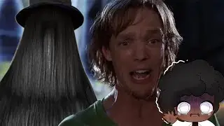It's right behind me...isn't it? - SCP 2373