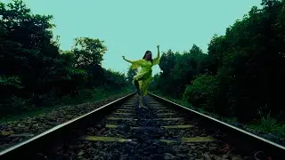 Back way, back in. Short dance movie.