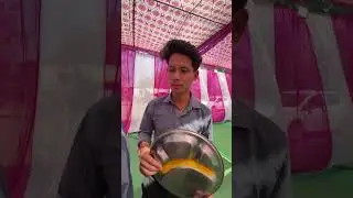 Eating Bhandara Wali Veg Thali 