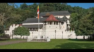 Buddha Tooth Relic Temple, Kandy, Sri Lanka