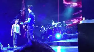 Jonas Brothers - When You Look Me In The Eyes