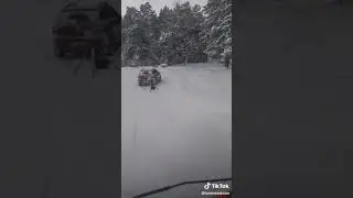 Радар на треноге против снегоуборочной машины ;)