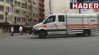 Deprem sonrası İzmir'in göbeğinde korkutan görüntü|sonhaber.im