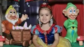 Lulu a branca de neve.