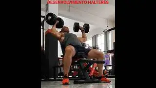 Exercício a ser realizado com bastante carga, porções deltóides anterior e lateral.