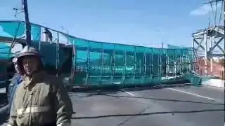 Самосвал разрушил переход на Ярославском шоссе