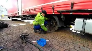 MAN TGL замена задних тормозных колодок.