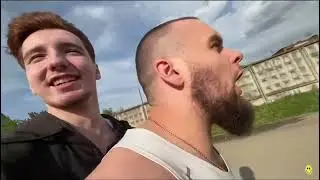 НА ХАЗЯЕВ НАПАЛИ СОБАКИ ПРЯМО НА СТРИМЕ