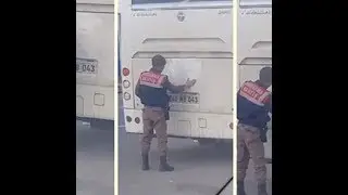 Otobüsün Üzerindeki Atatürk Silüetinin Tozunu Temizleyip İki Yanına da Kalp Çizen Askerimiz