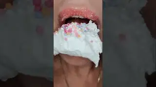 ASMR Satisfying Eating Sprinkle Fluff #asmrsounds #asmr #youtubechamps