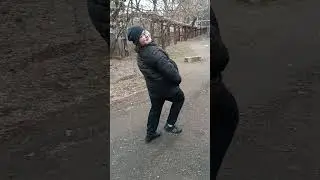 походка друга Адольфа Гитлера(оператор Гитлер просто)