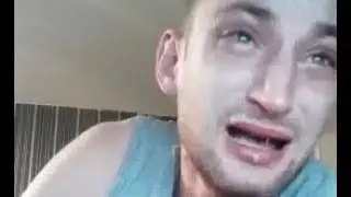 СЛАВИК ПЛАЧЕТ ОТ ГРУСТНЫХ ПЕСЕН