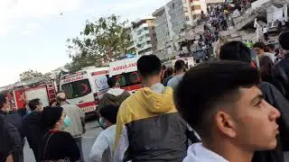 izmirde deprem /binalar yıkıldı