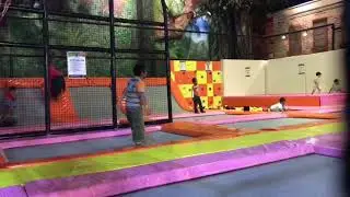 Maen trampolin