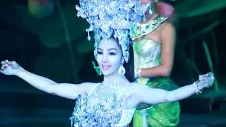 Шоу трансвеститов Колизей в Паттайе (Colosseum Show Pattaya) - 3