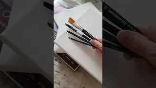 Что подарить художнику?