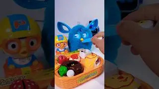 Furby Eating Lunch with Pororo 🫠