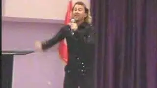 Şair Bestekar Musikinin Güçlü Seslerinden Onur Akay Söylüyor