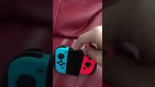 How to remove the joy con from the controller