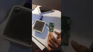 Speaker karaoke Skytim mati