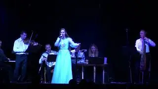 2021/11//22  Лысая Анна - А он мне нравится