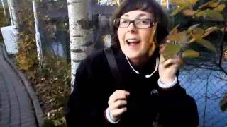 Johanna hittar ett träd... (helium 6)