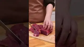 Keskin bir bıçakla kesilen etin keyfi anlatılmaz, yaşanır! 🤩🔪