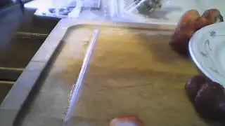 How to make an awesome strawberry plate to eat!
