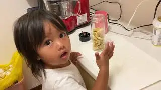 TODDLER   MAKE HER OWN BREAKFAST【MOMMY YNA】