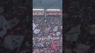 Ab heute hat der @1fsvmainz05 nicht nur ein Stadionvlogger gewonnen, sondern auch einen Fan 🤍❤️|